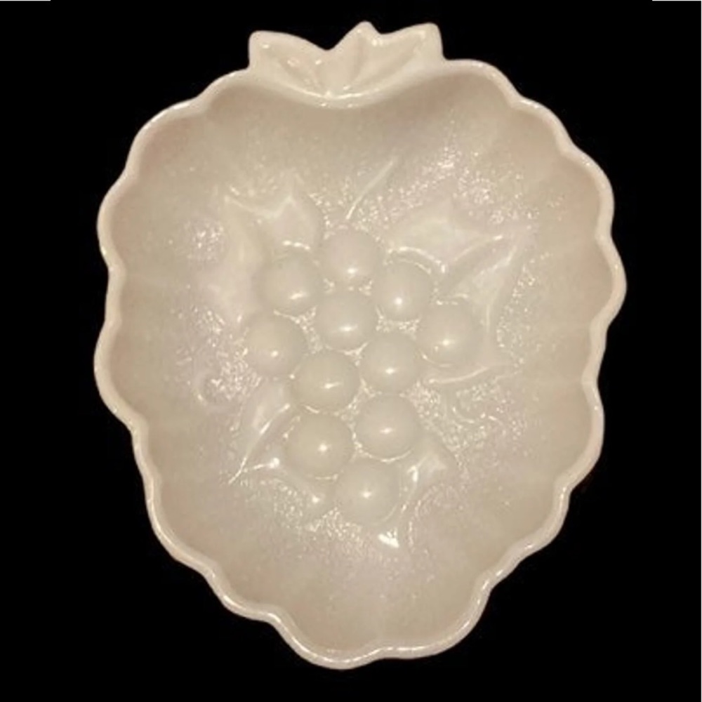Vintage Hazel Atlas milk glass small dish